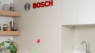 Bosch κουζινομηχανή MUM Σειρά 4