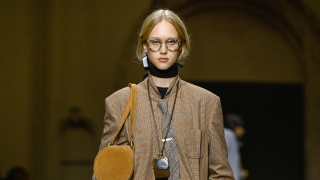 Από την NYFW στην καθημερινότητά μας - Το αξεσουάρ που θα γίνει η τάση της χρονιάς