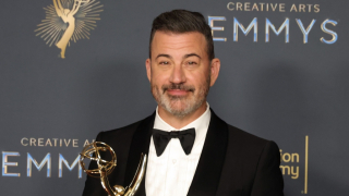 Τζίμι Κίμελ: Το ABC “κόβει” την εκπομπή του, μετά τις δηλώσεις του για τον Τσάρλι Κερκ - Ενθουσιασμένος ο Ντόναλντ Τραμπ