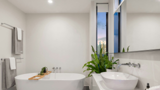 5 σημεία στο μπάνιο που ξεχνάς να καθαρίσεις και κρύβουν περισσότερα μικρόβια απ’ όσα νομίζεις