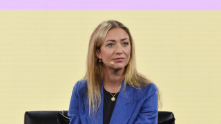 Γουίτνεϊ Γουλφ Χερντ