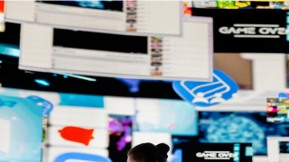 Νιώθεις να “πνίγεσαι” από τις πληροφορίες που λαμβάνεις; - 8 κανόνες για να επιβιώσεις