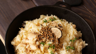 Κρεμώδες ριζότο με αχλάδια και γκοργκοντζόλα