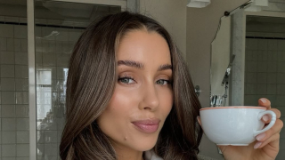 αναπλαστική κρέμα προσώπου