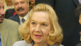 Πέθανε η Ντόρα Γιαννακοπούλου στα 88 της: Μεγάλο κενό αφήνει η «μούσα» του Θεοδωράκη