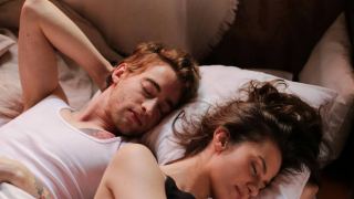 Η σκανδιναβική μέθοδος που σώζει τον ύπνο σου… και τη σχέση σου