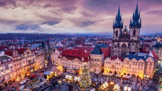 Πράγα: Χριστούγεννα στη «χρυσή πόλη»