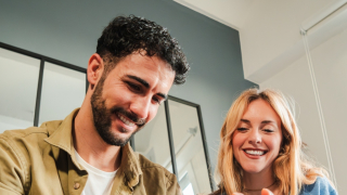 Σου βρήκαμε τα πιο fashion Χριστουγεννιάτικα δώρα για φίλους και συγγενείς που αγαπούν την τεχνολογία