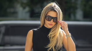 μπορντό νύχια με σχέδια