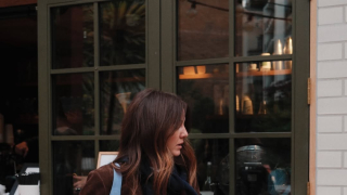 Ο χρωματικός συνδυασμός που θα σου δώσει αέρα πολυτέλειας χωρίς κόπο – 10 + 1 looks για να αντιγράψεις 