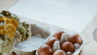 Πώς να φτιάξετε νόστιμα γλυκά χωρίς αυγά 