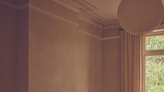 Η σκόνη δεν έχει πλέον που να κρυφτεί με το Dyson Spot+Scrub™ Ai, το πρώτο ρομπότ υγρού και στεγνού καθαρισμού της Dyson