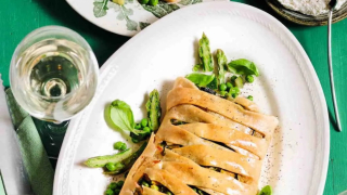 Αλμυρό στρούντελ γεμάτο χρώμα και φρεσκάδα