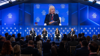 Η Ιουλία Τσέτη στο Delphi Forum XI: «Η βιωσιμότητα είναι συνέχεια και συνέπεια - Οι εργαζόμενοι σύμμαχοί μας»
