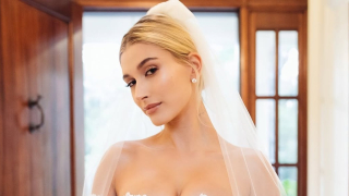 νυφικά χτενίσματα με πέπλο