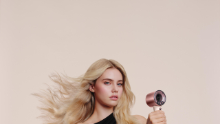 Dyson Supersonic™ Travel : Το νέο καινοτόμο σεσουάρ μαλλιών για τις ανάγκες του σύγχρονου ταξιδιώτη 
