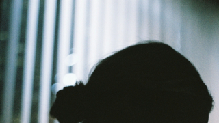 Την πυροβόλησε εξ επαφής στο κεφάλι και έφυγε. Η γυναικοκτονία της Ελευθερίας είναι άλλη μια μαύρη σελίδα - Ως πότε; 