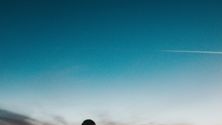 Τι είναι το breadcrumbing στο dating και πώς θα το καταλάβεις