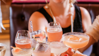Το cocktail που θα κατακτήσει το φετινό καλοκαίρι έρχεται από πολύ παλιά