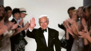 Ralph Lauren: 54 χρόνια κληρονομιάς και πασαρέλας, μέσα σε ένα book γεμάτο ιστορία